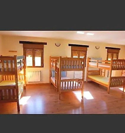 De Peregrinos Santa Marina אכסניה